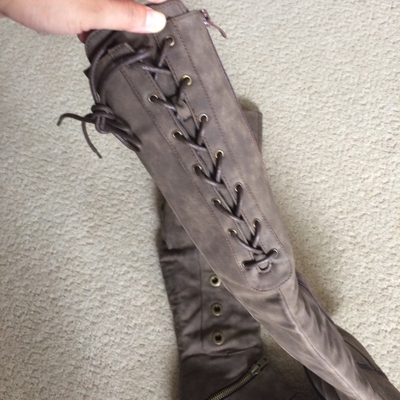 Kisses by 2 Lips over the knee boots LAST PAIR - Picture 5 of 8